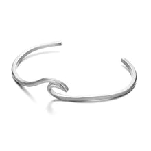 Load image into Gallery viewer, Wave Bangle