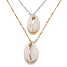 Load image into Gallery viewer, Sea Shell Natural Conch Pendant Necklace